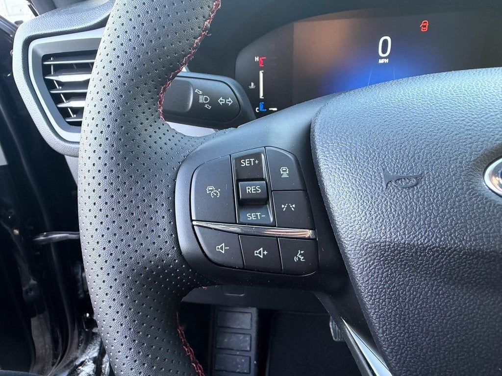 2026 Ford Escape Hybrid ST-Line Select