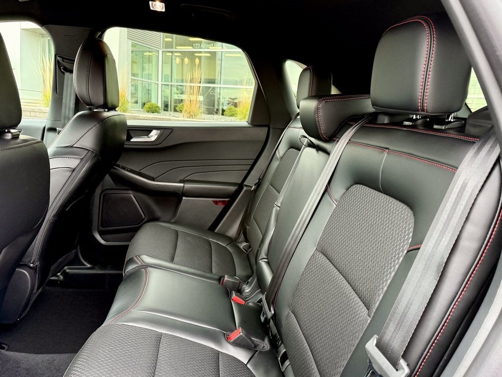 2026 Ford Escape Hybrid ST-Line Select