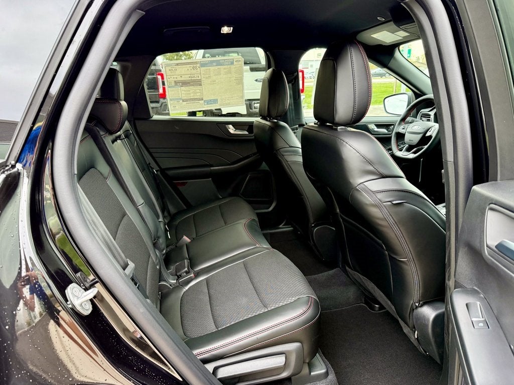 2026 Ford Escape Hybrid ST-Line Select