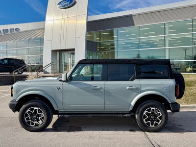 2022 Ford Bronco Outer Banks