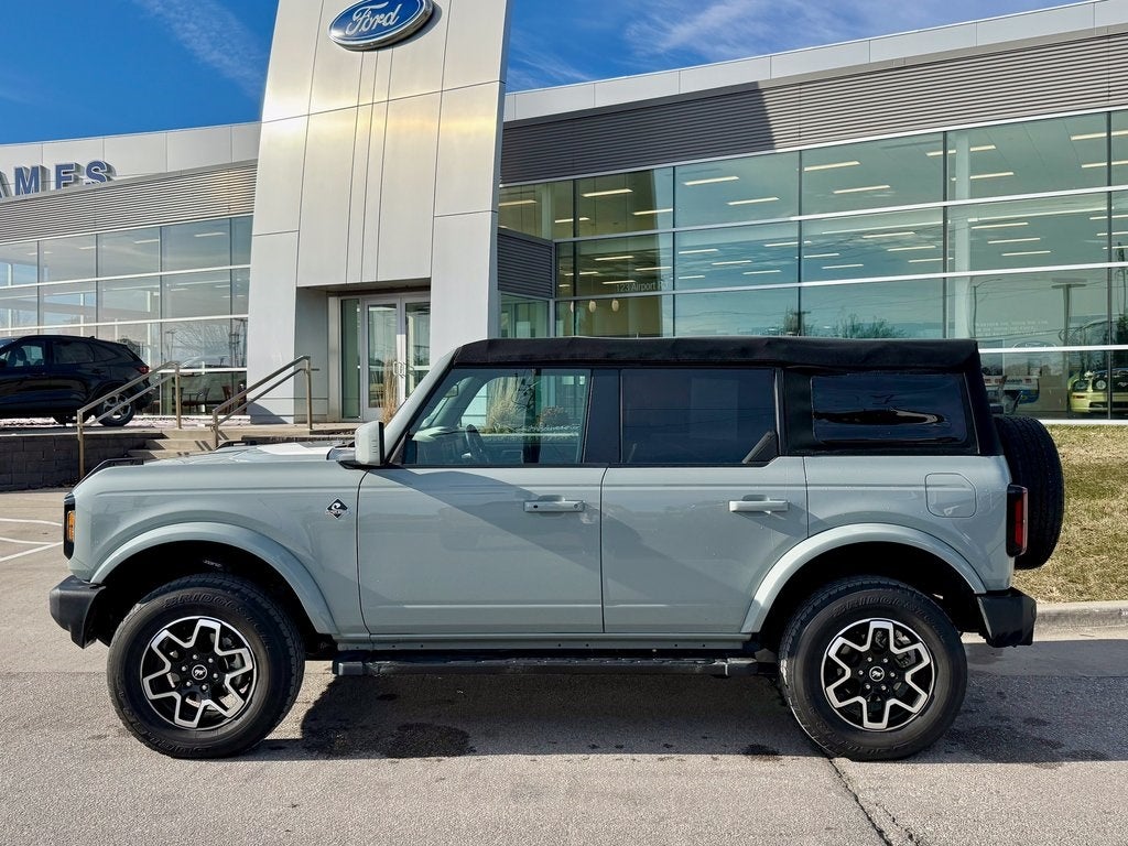 2022 Ford Bronco Outer Banks