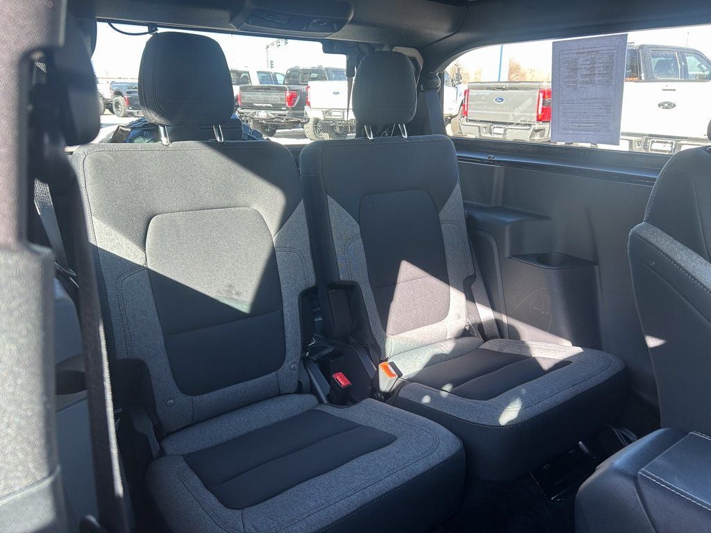 2025 Ford Bronco Base