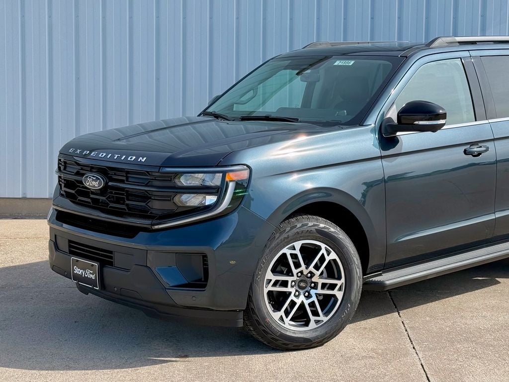 2026 Ford Expedition Max Active