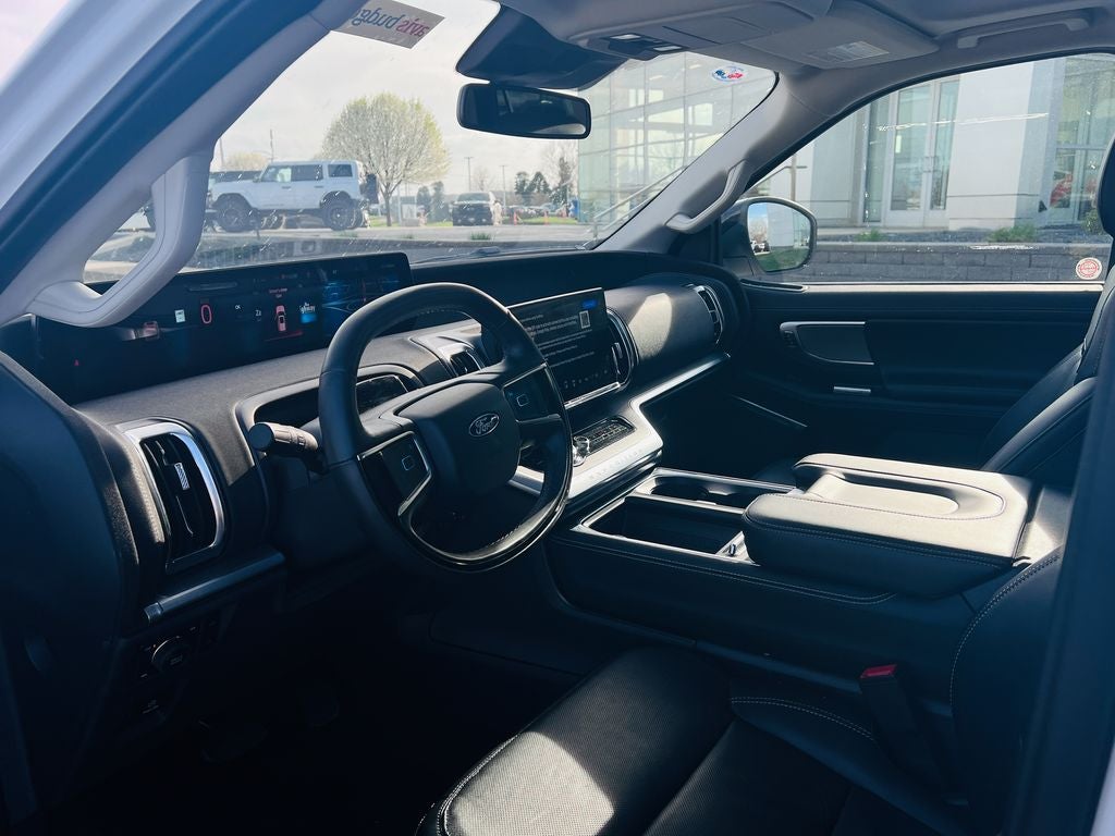 2025 Ford Expedition Max Platinum