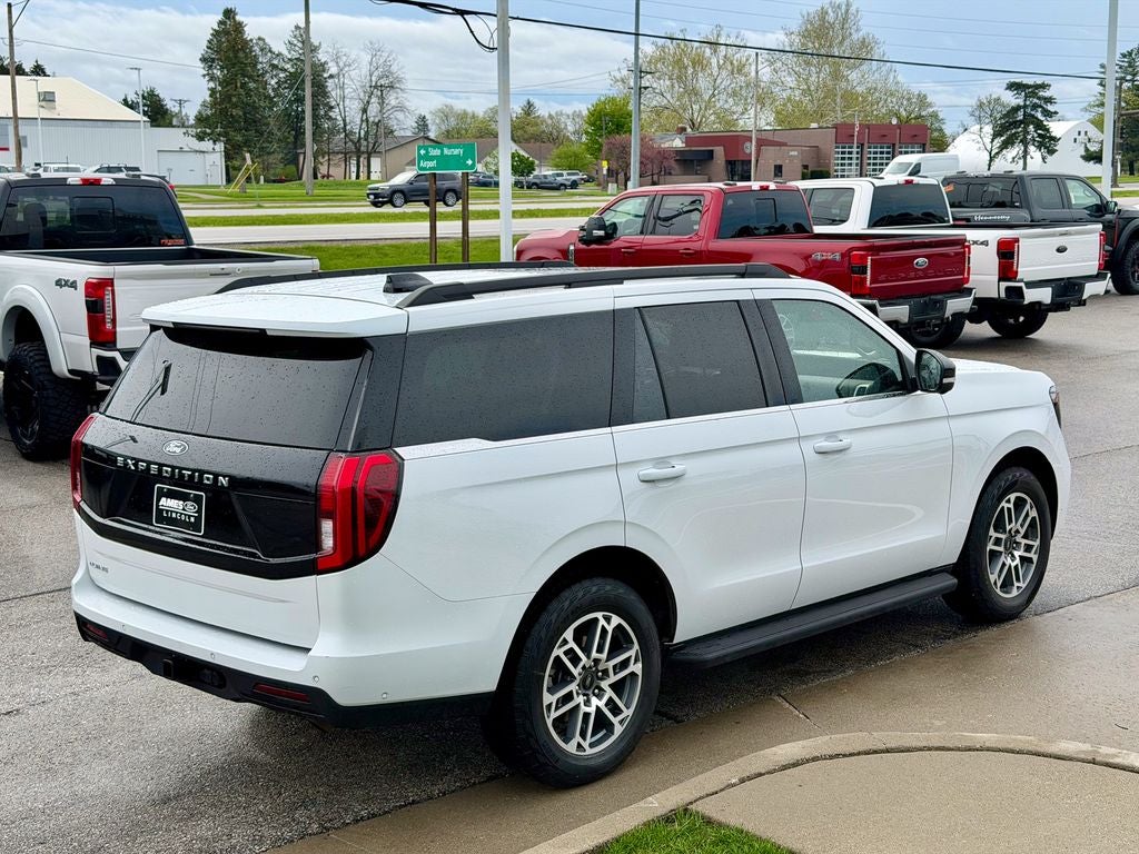 2025 Ford Expedition Active