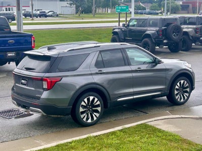 2025 Ford Explorer Platinum