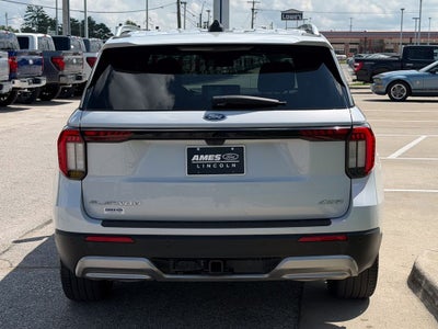 2025 Ford Explorer Platinum