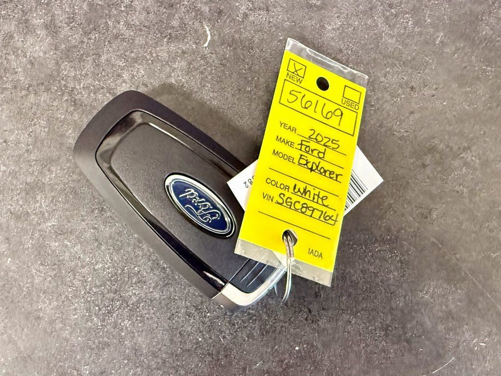 2025 Ford Explorer ST-Line