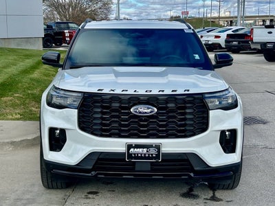 2026 Ford Explorer ST-Line