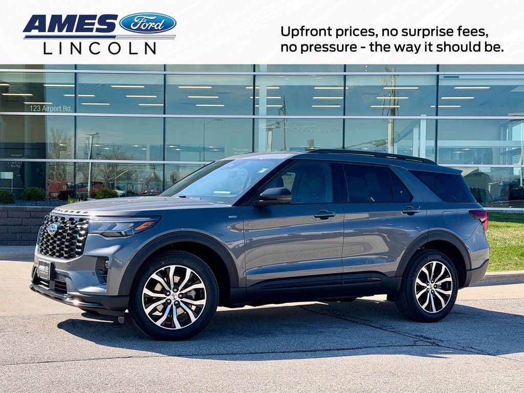 2026 Ford Explorer ST-Line