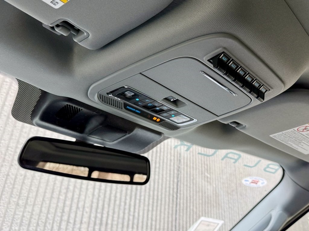 2026 Ford F-250SD Black Widow