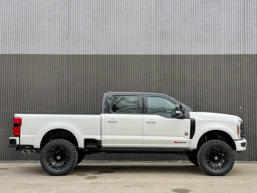 2026 Ford F-250SD Black Widow