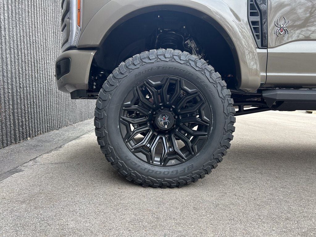 2026 Ford F-250SD Black Widow