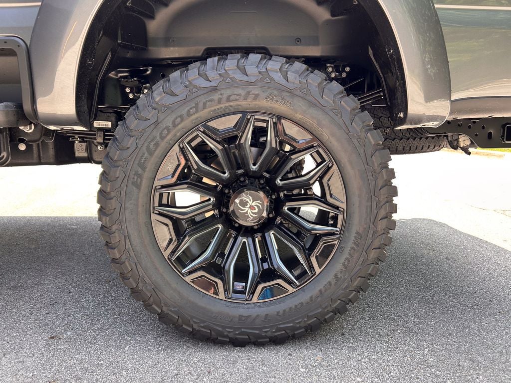 2026 Ford F-250SD Black Widow