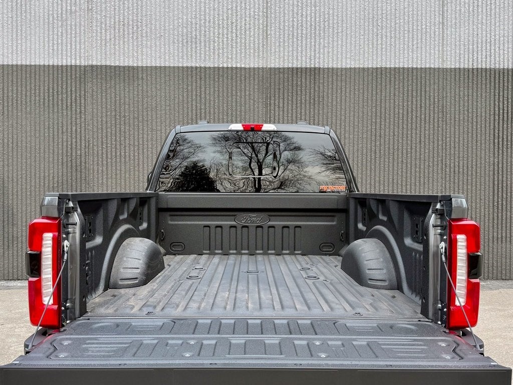 2026 Ford F-250SD Black Widow