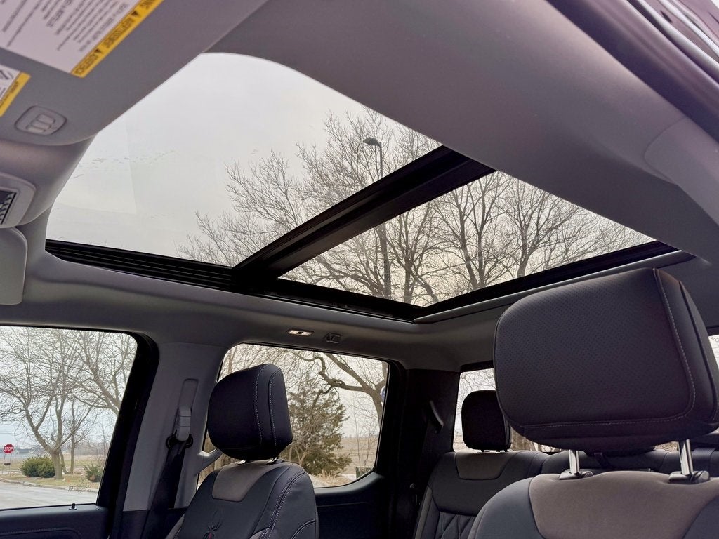 2026 Ford F-250SD Black Widow