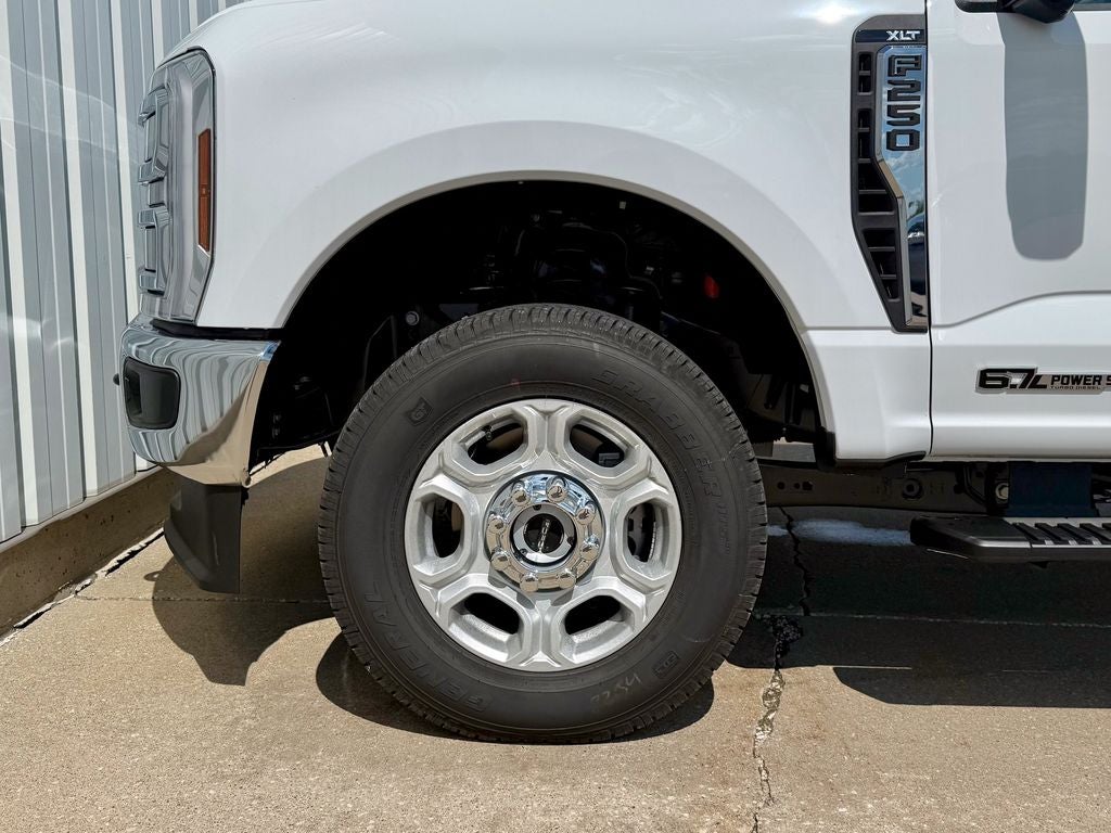 2026 Ford F-250SD XLT