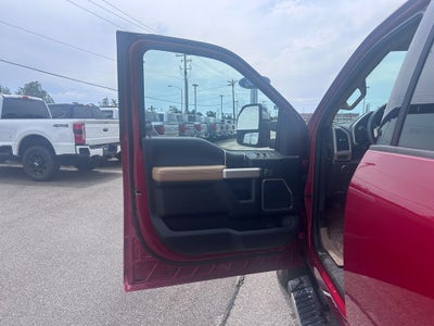 2022 Ford F-350SD Lariat