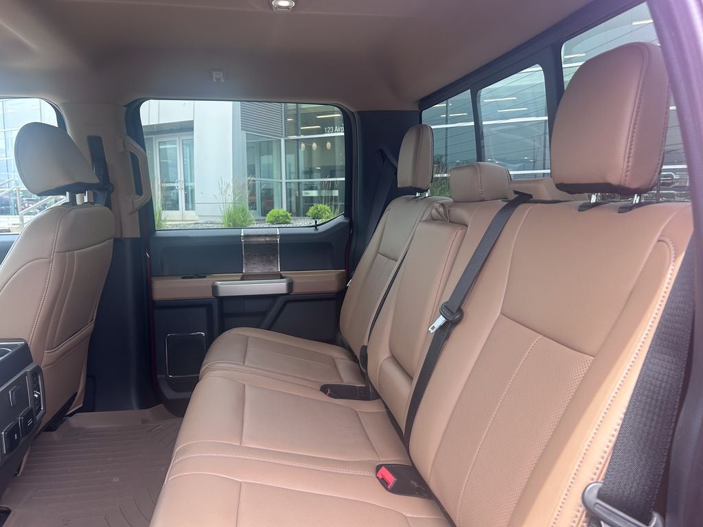 2022 Ford F-350SD Lariat