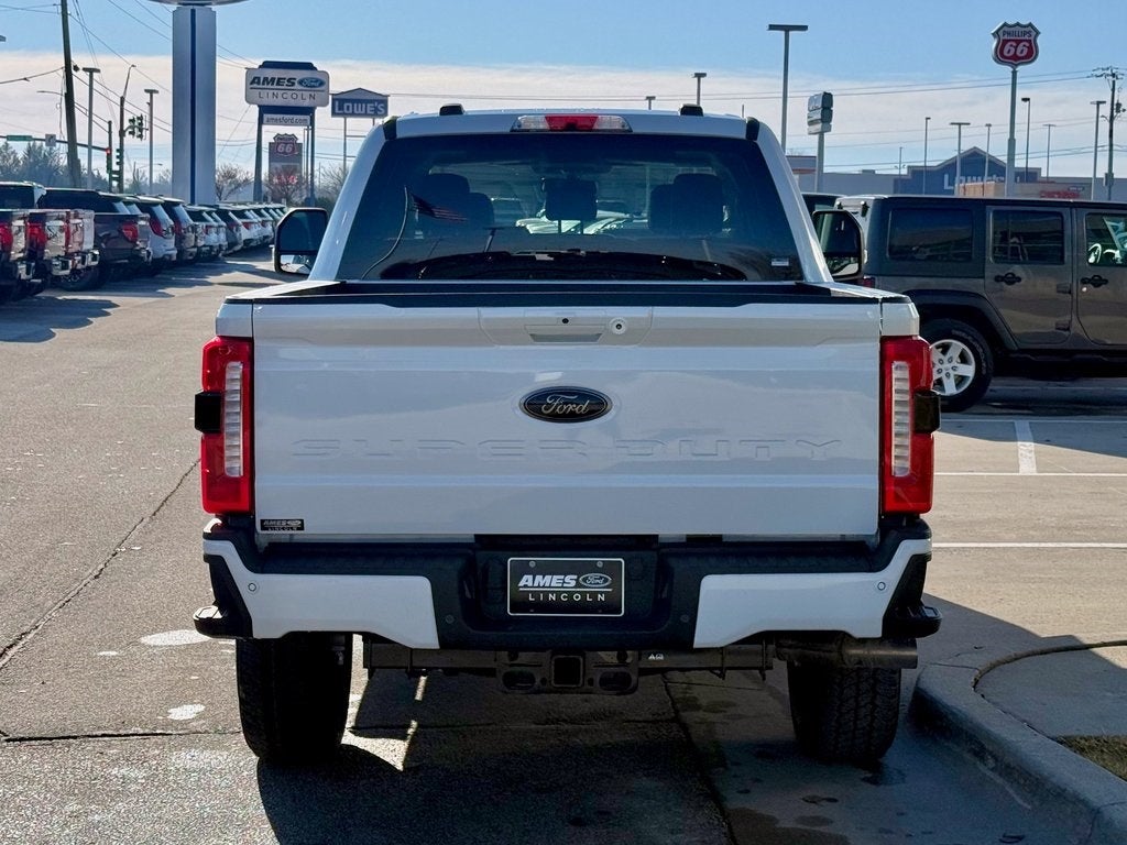 2026 Ford F-350SD Lariat