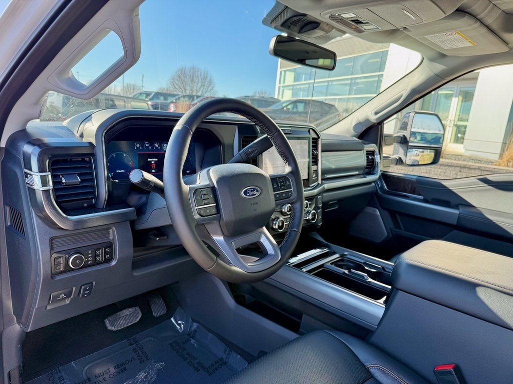 2026 Ford F-350SD Lariat