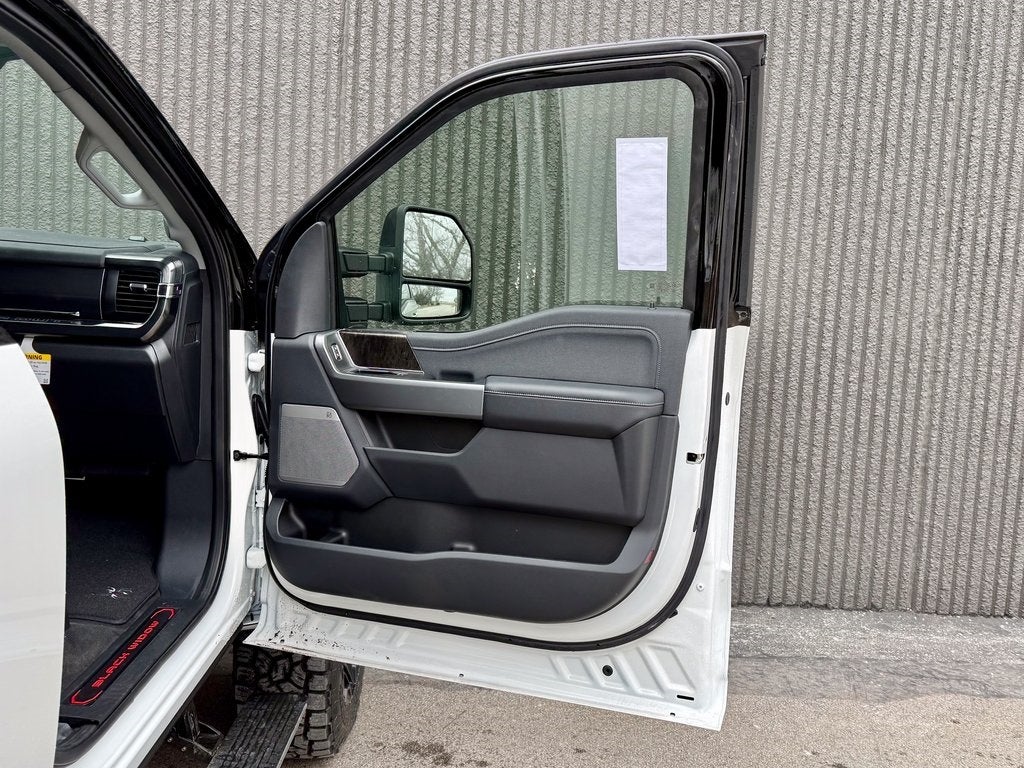 2026 Ford F-350SD Black Widow