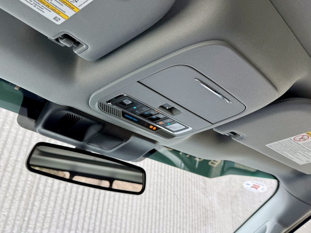 2026 Ford F-350SD Black Widow