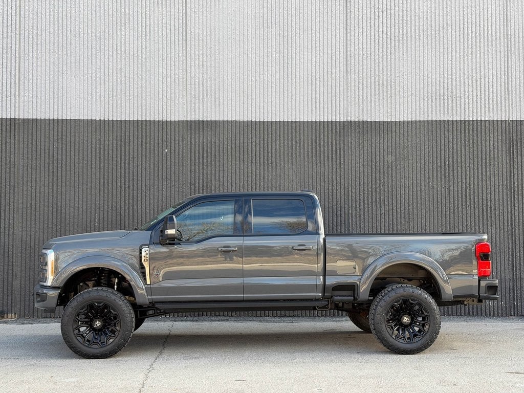 2026 Ford F-350SD Black Widow