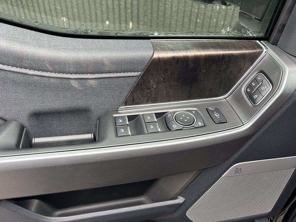 2026 Ford F-350SD Black Widow DRW