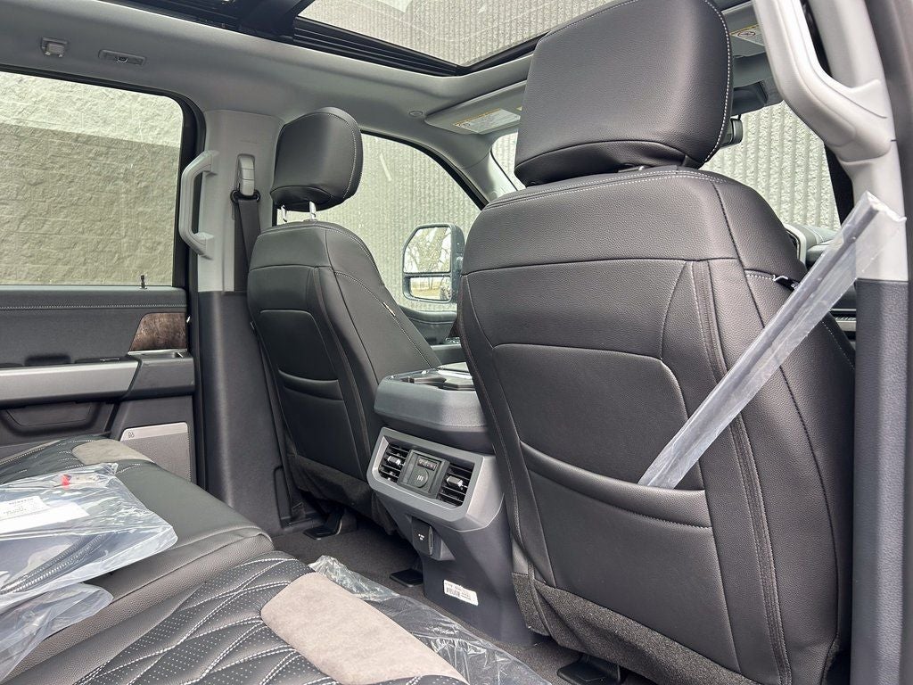 2026 Ford F-350SD Black Widow DRW