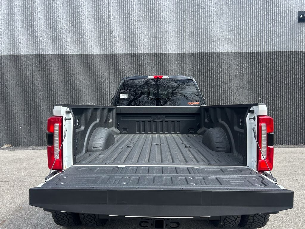 2026 Ford F-350SD Black Widow DRW