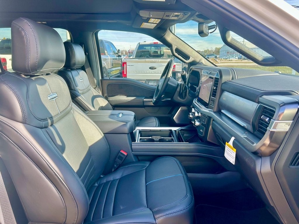 2026 Ford F-350SD Platinum DRW