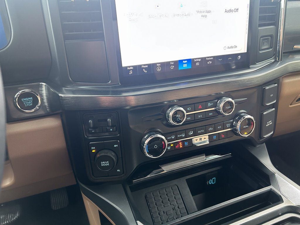 2025 Ford F-350SD Lariat DRW