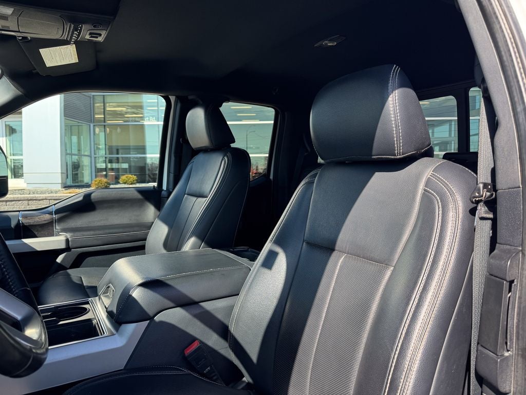 2022 Ford F-350SD Lariat