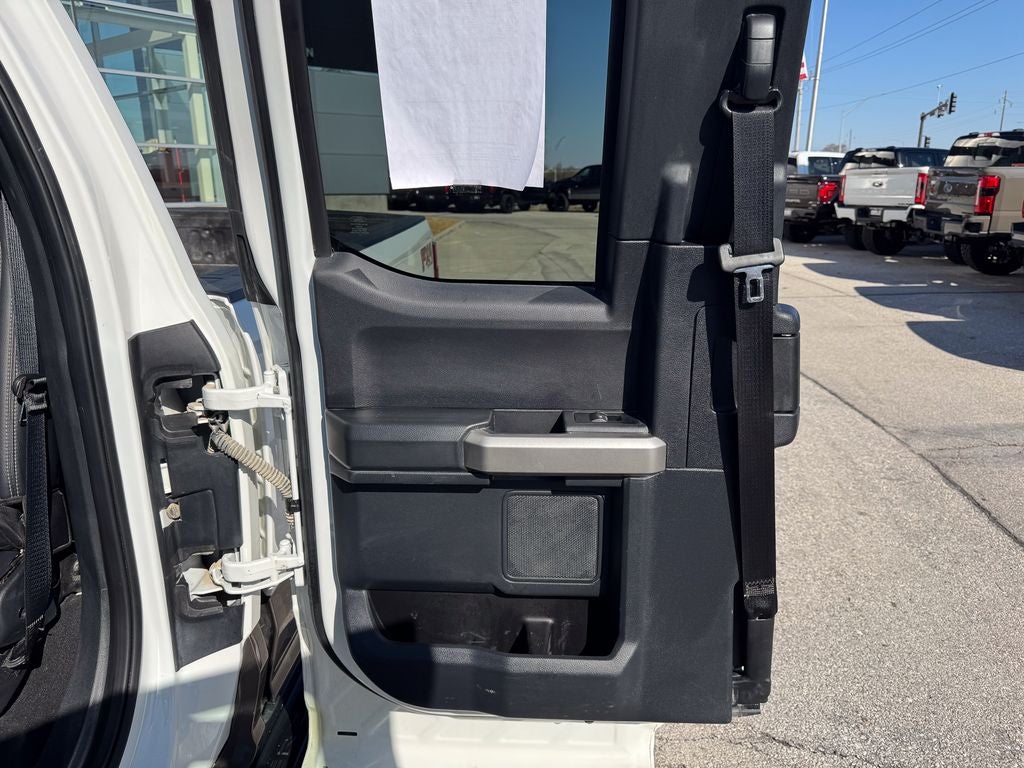 2022 Ford F-350SD Lariat