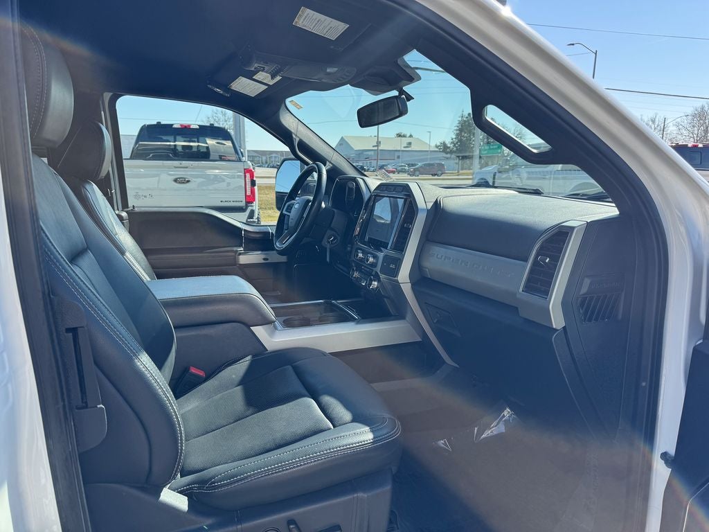 2022 Ford F-350SD Lariat