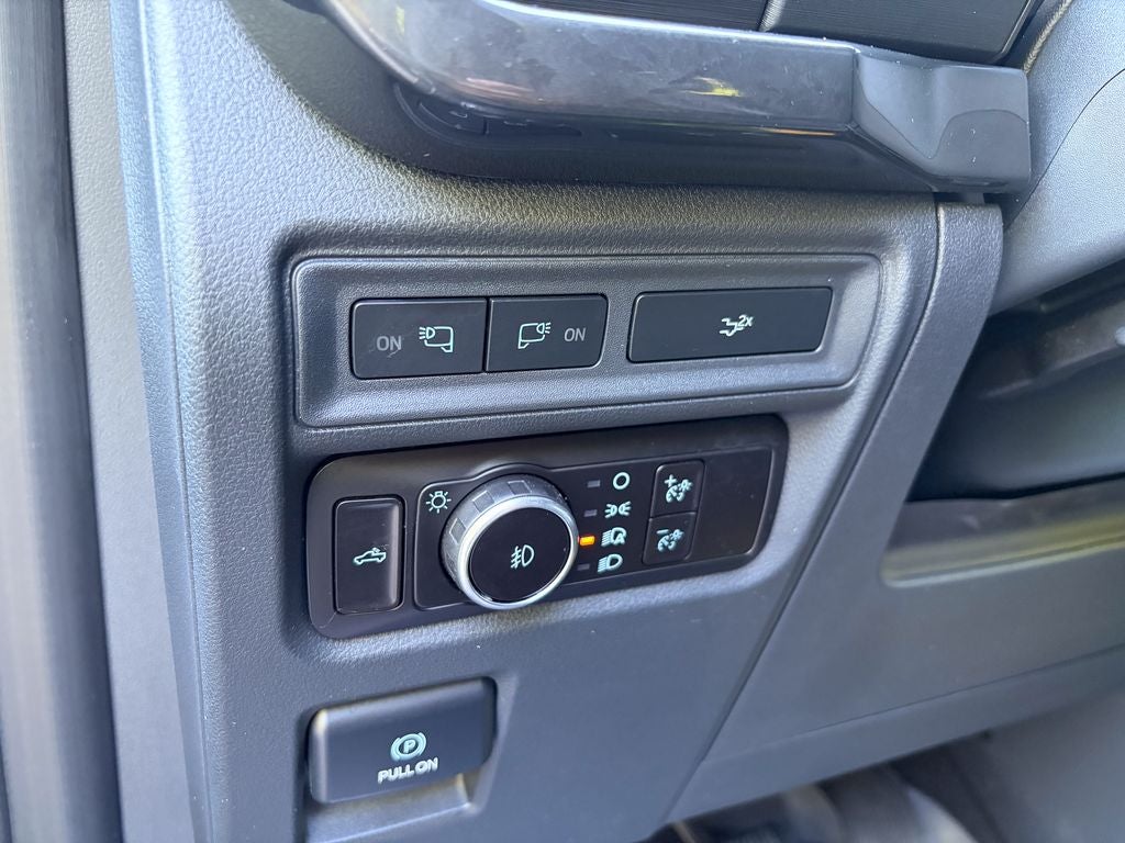 2023 Ford F-150 Black Widow