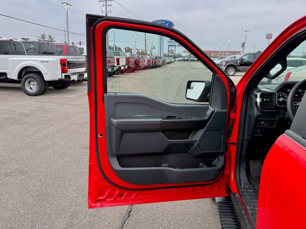 2022 Ford F-150 XL STX