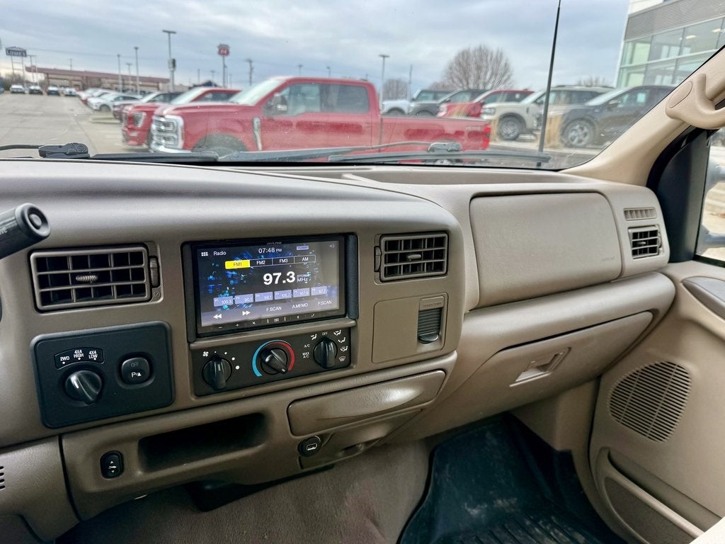 2002 Ford F-250SD Lariat