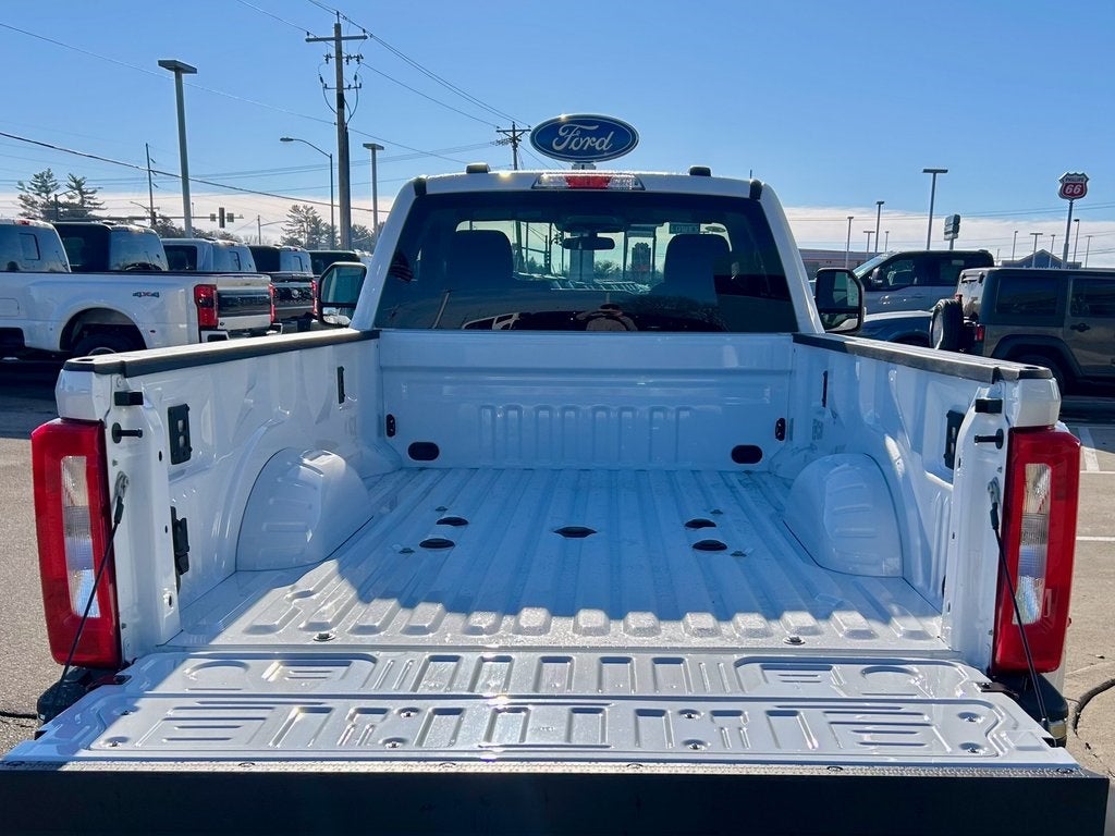 2026 Ford F-350SD XLT DRW