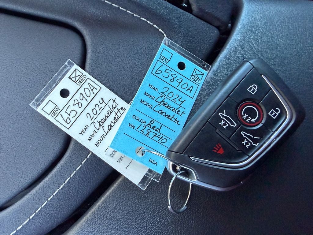 2024 Chevrolet Corvette Stingray 2LT