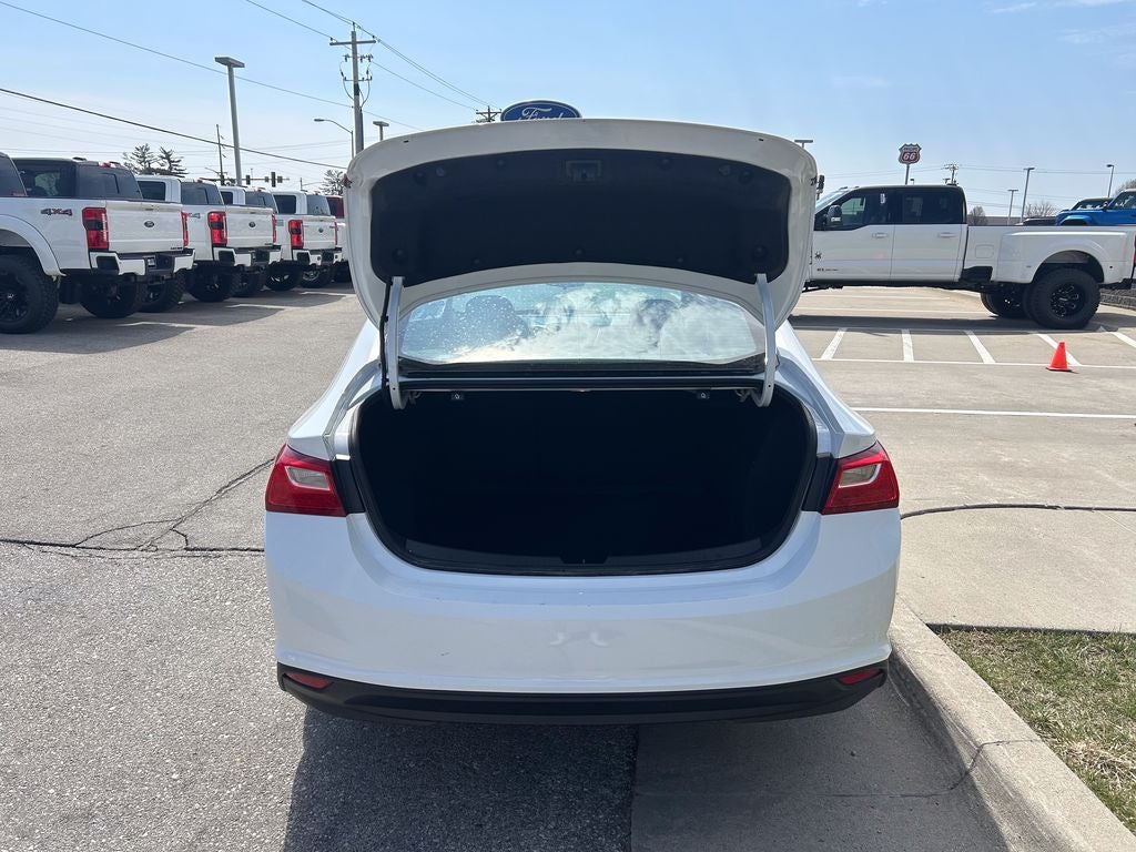 2022 Chevrolet Malibu LS 1LS