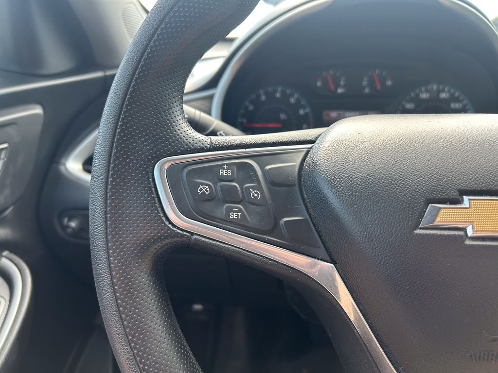 2022 Chevrolet Malibu LS 1LS