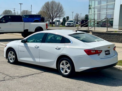 2022 Chevrolet Malibu LS 1LS
