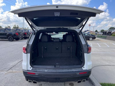 2024 GMC Acadia AT4