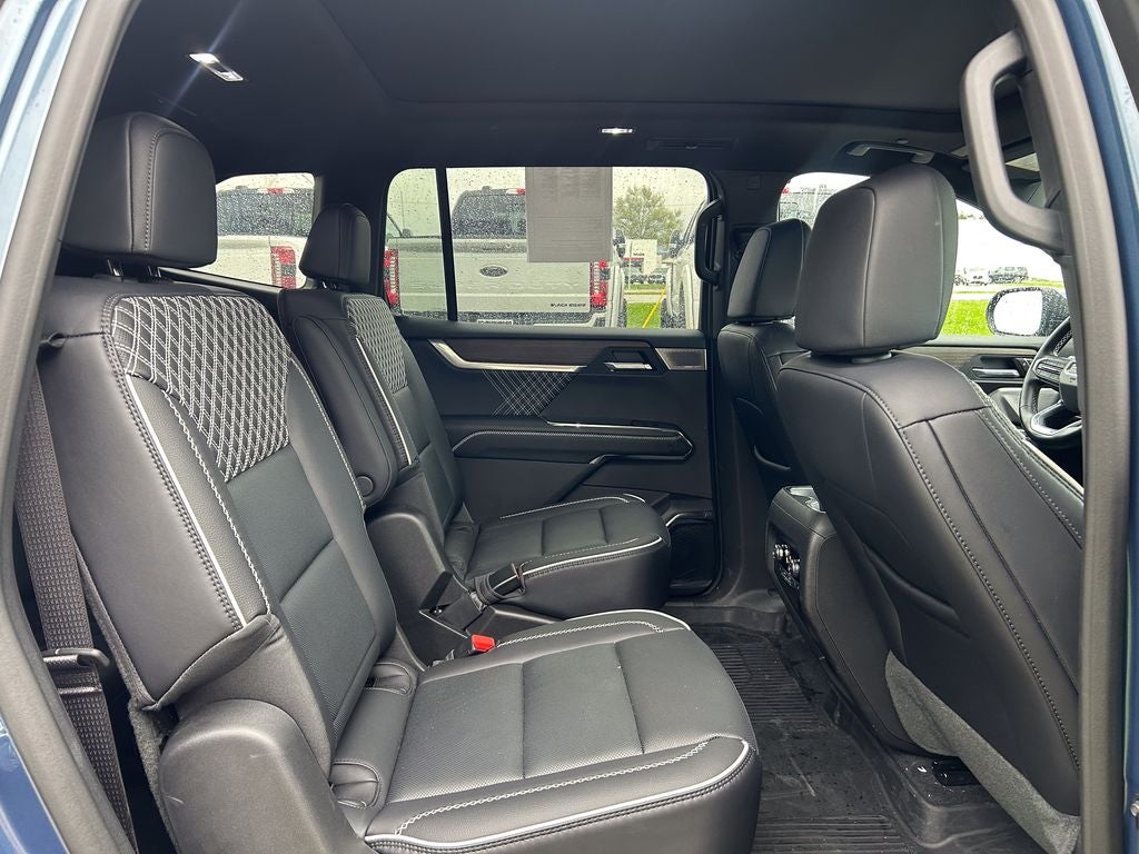 2025 GMC Acadia Denali