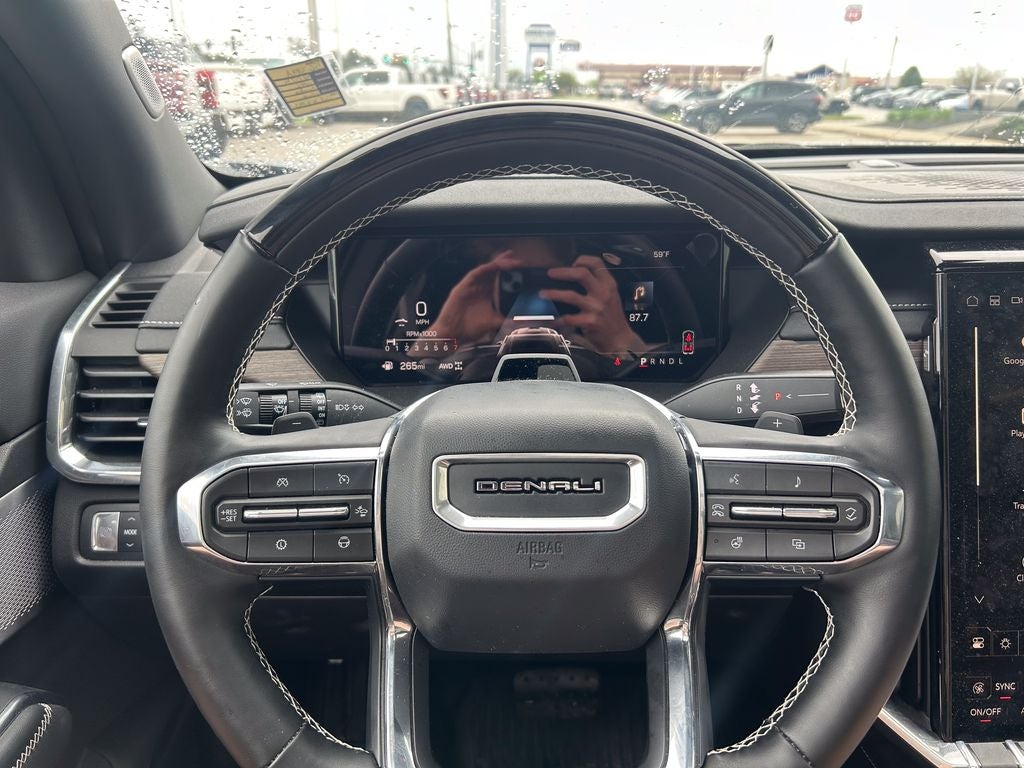 2025 GMC Acadia Denali