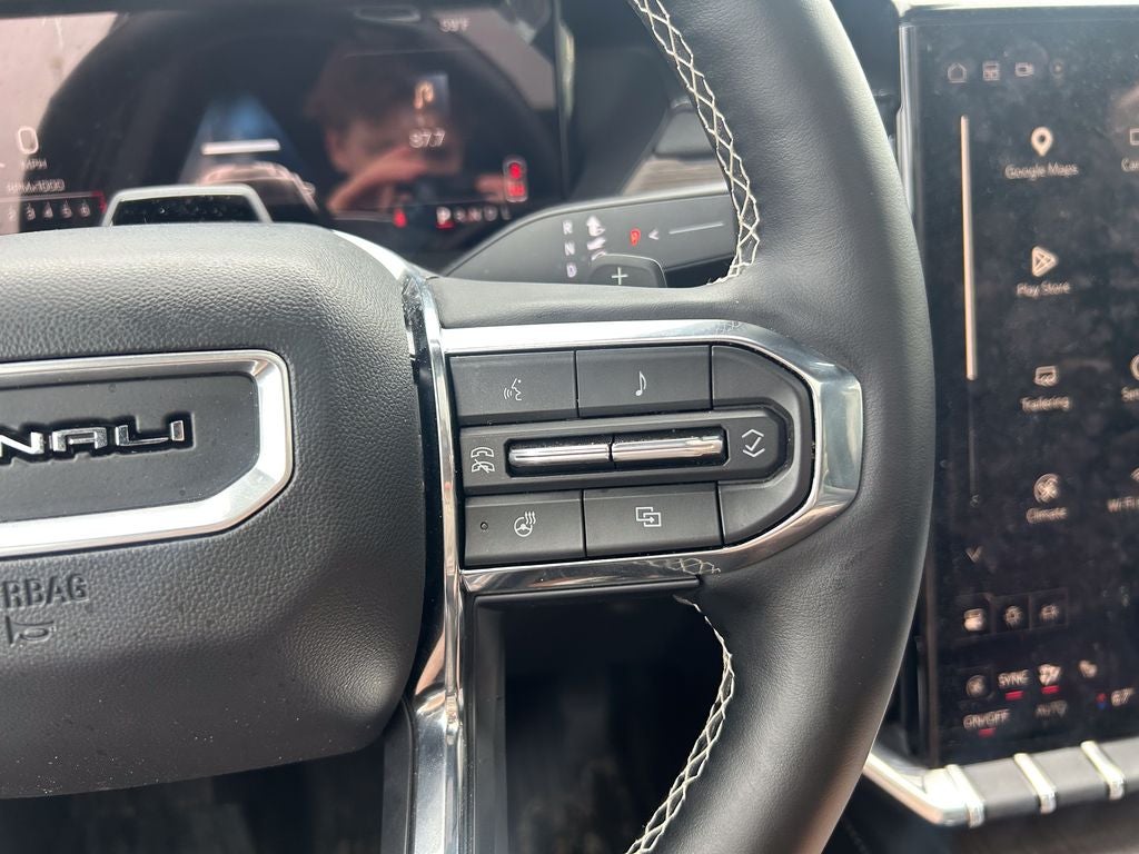 2025 GMC Acadia Denali