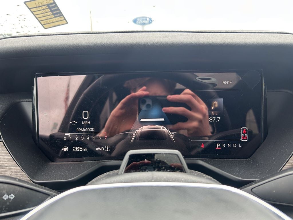 2025 GMC Acadia Denali