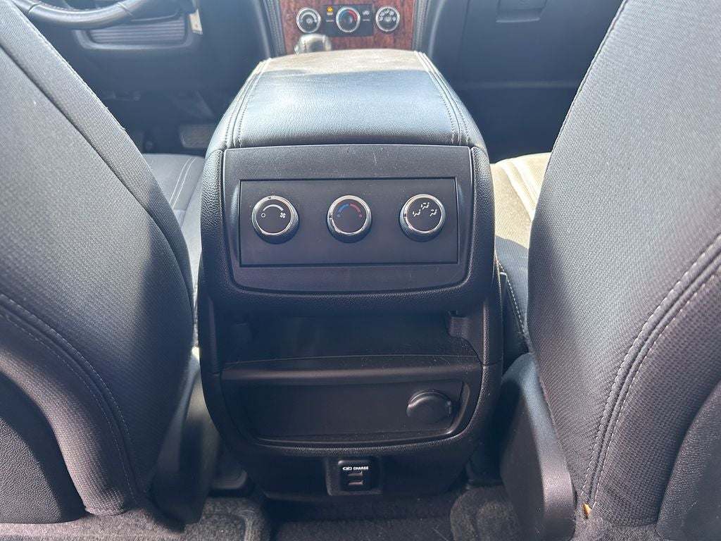 2014 Chevrolet Traverse LT 1LT